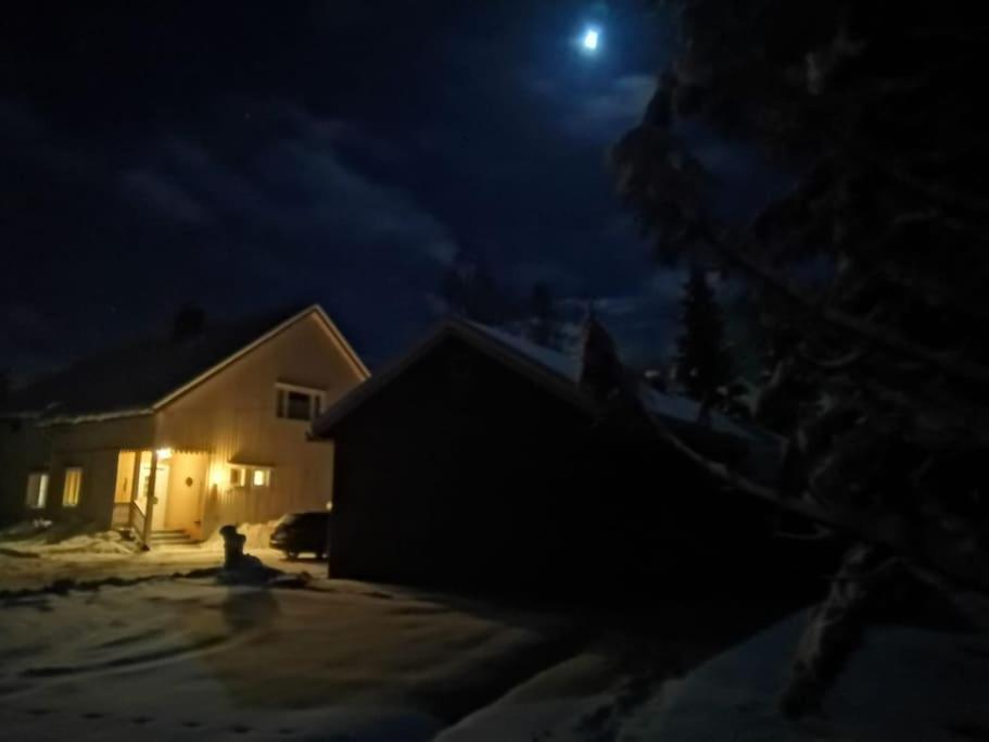 Villa Mukava Mummonmoekki Maaseudun Rauhassa à Koivu Extérieur photo