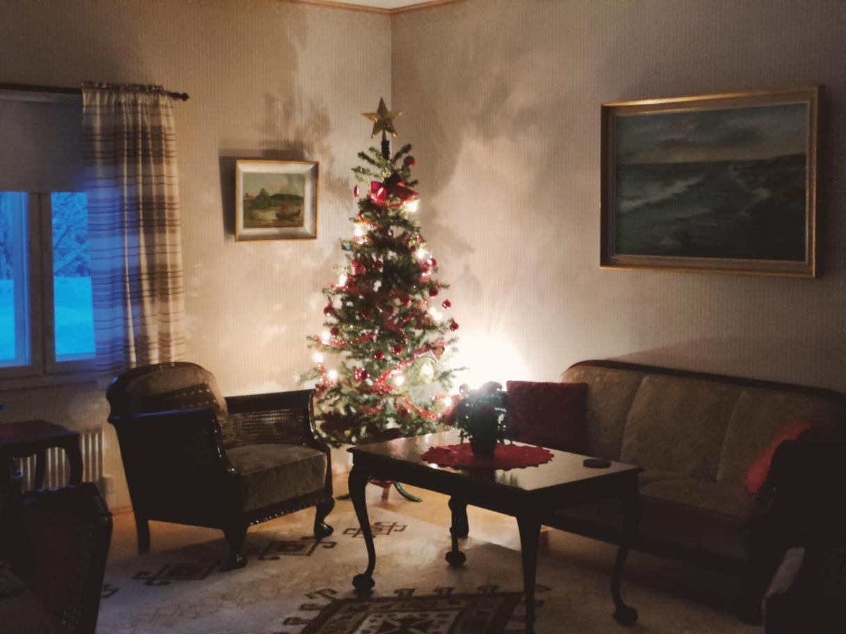 Villa Mukava Mummonmoekki Maaseudun Rauhassa à Koivu Extérieur photo